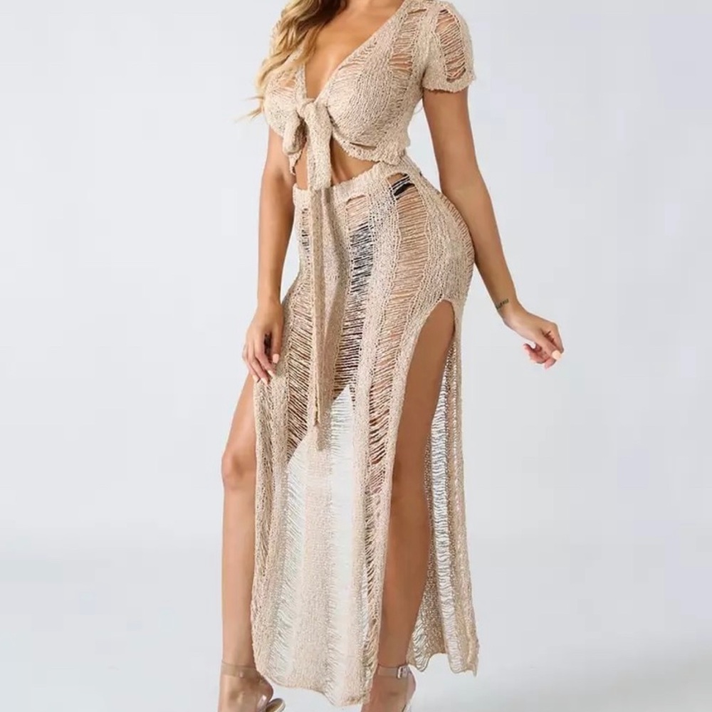 Elegantly Beige Shredded Sexy Cotton Knit Set W/Slit Skirt & Long Tie Wrap Top